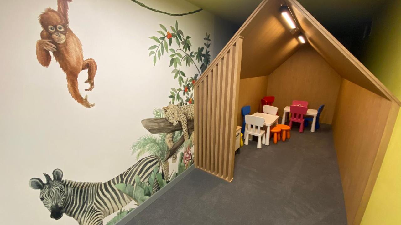 Apartament Magma Z Basenem Morska Klifowa レバル エクステリア 写真